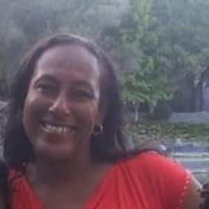 Meet your Posher, Ebony